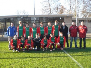 300_b-junioren_nieuwe_uitrusting_2012.jpg